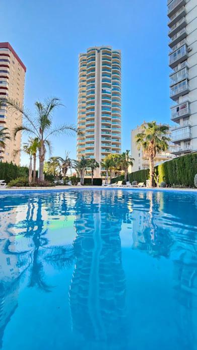 Esmeralda Suites Sunrise Con Piscina Calp Extérieur photo