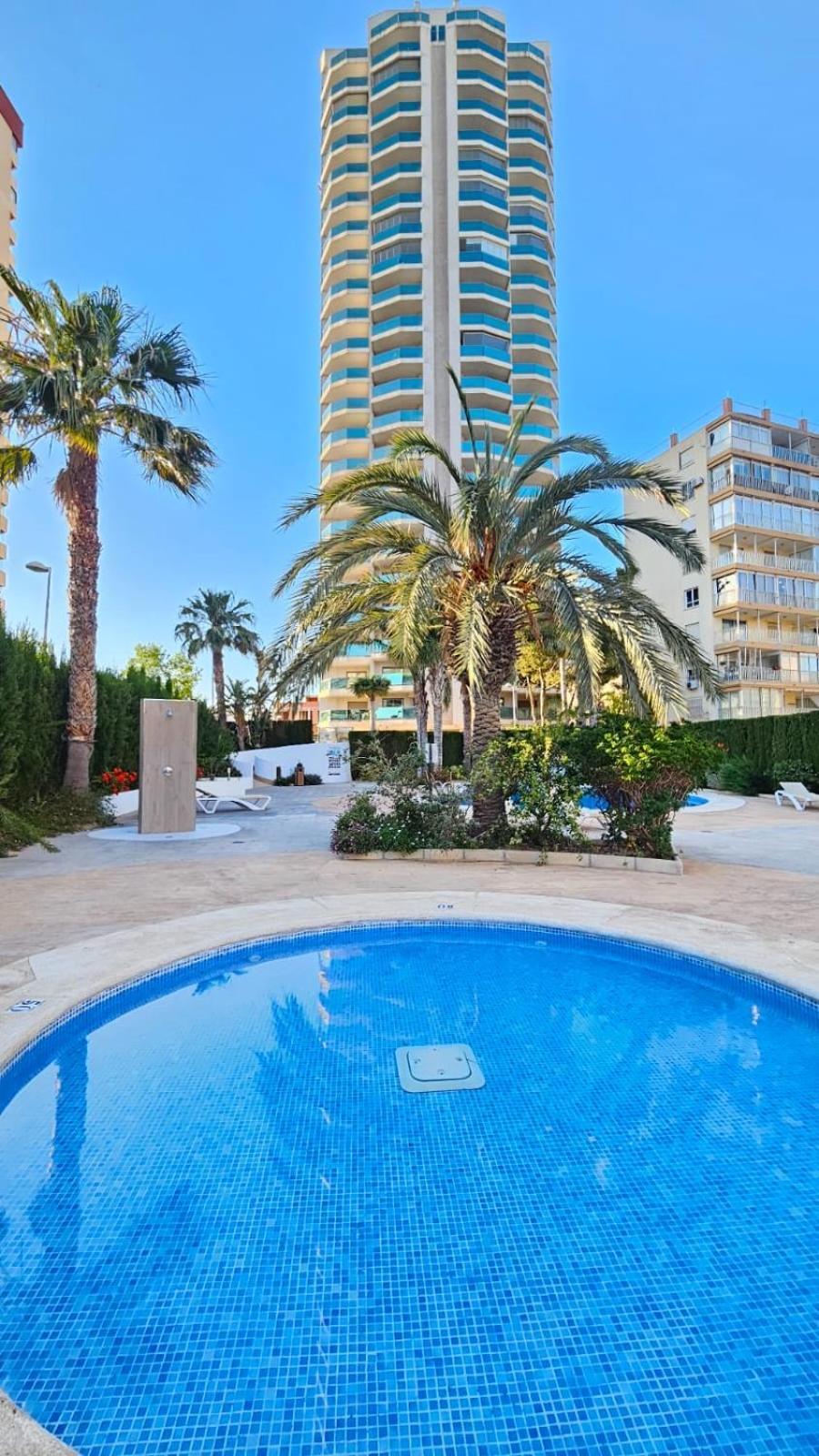 Esmeralda Suites Sunrise Con Piscina Calp Extérieur photo