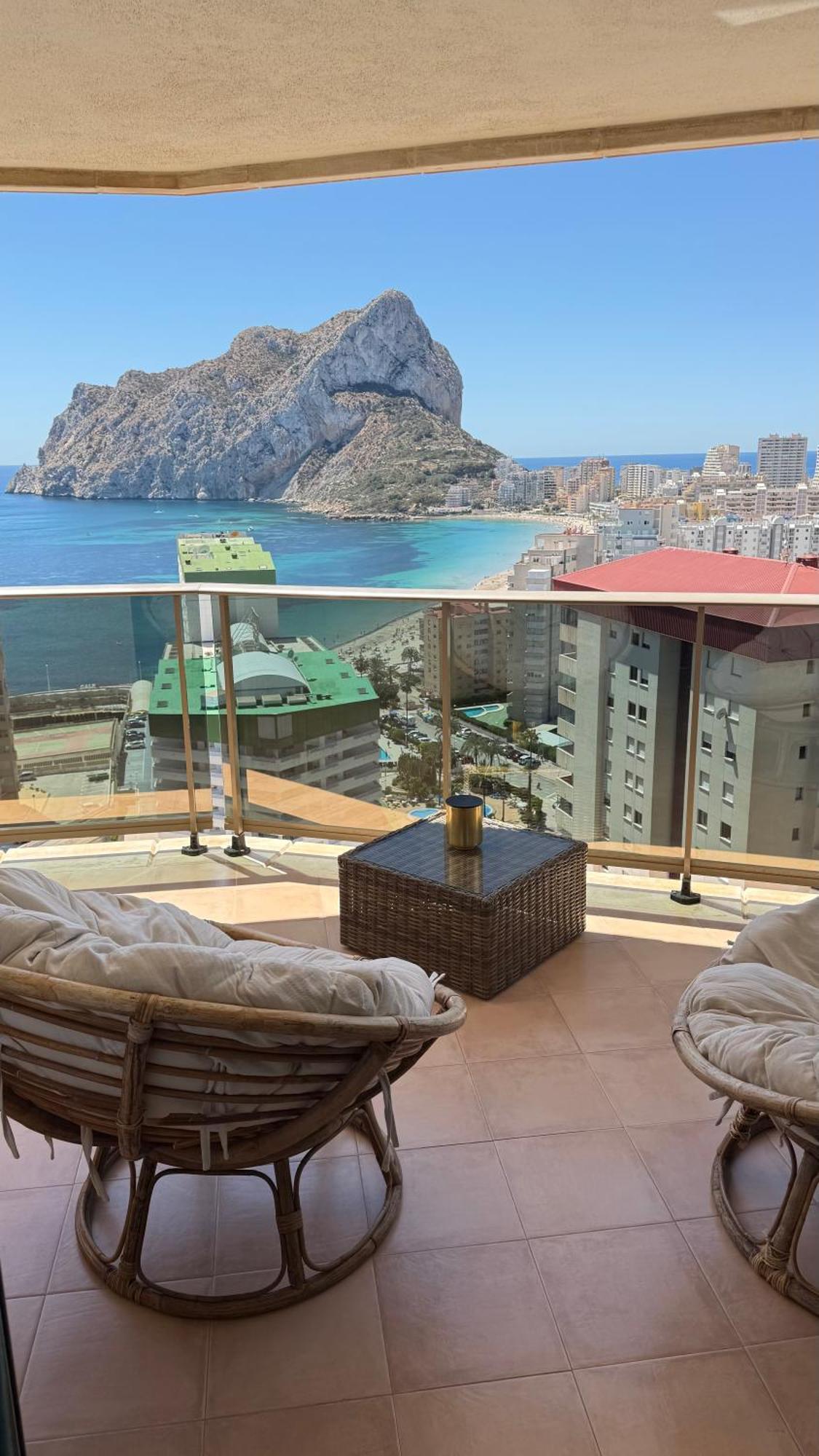 Esmeralda Suites Sunrise Con Piscina Calp Extérieur photo
